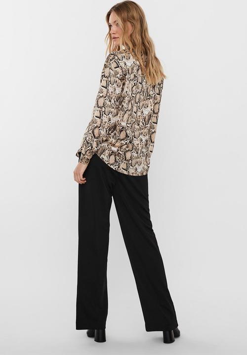 Vero Moda - Cailey long sleeve shirt - brown 