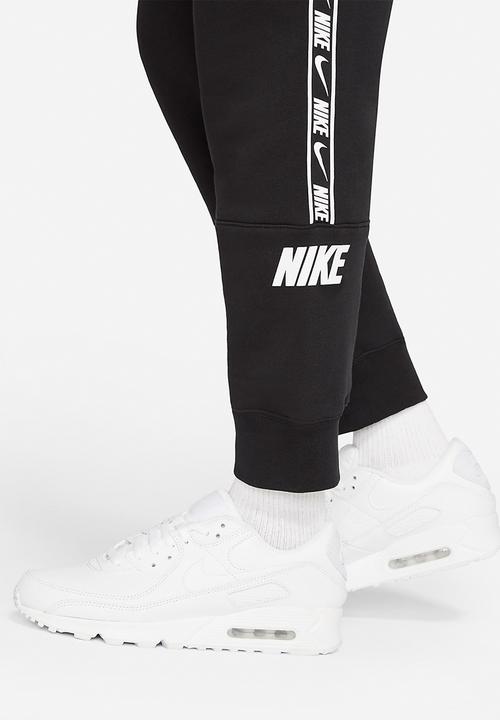 Nike - Nsw repeat flc jogger - black