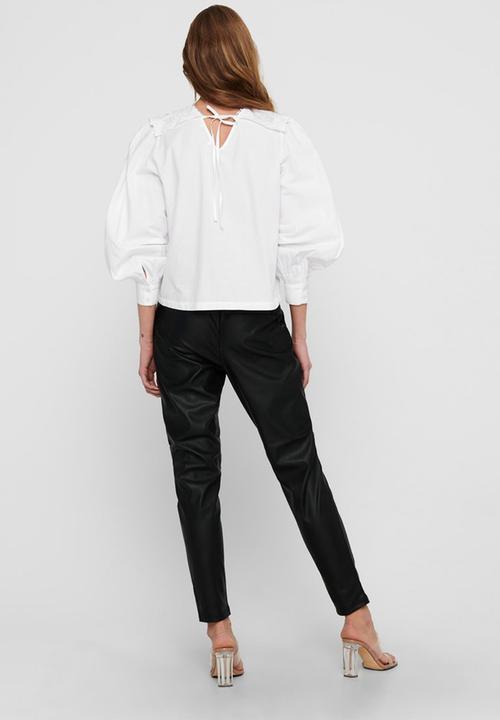 ONLY - Jane long sleeve collar top - white