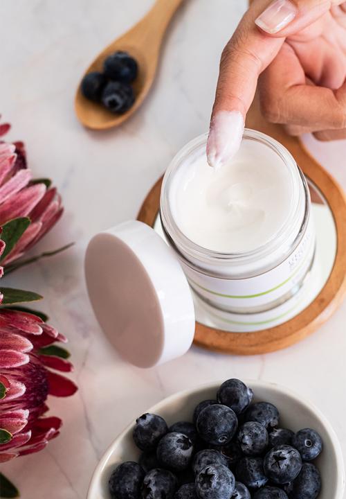 litchi&titch - Clarifying & Calming Face Exfoliator
