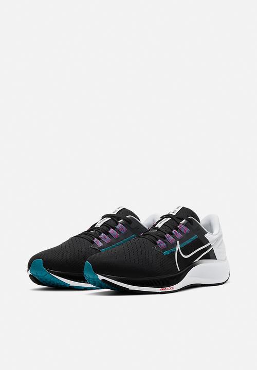 Nike - Air zoom pegasus 38 - black/metallic silver-white