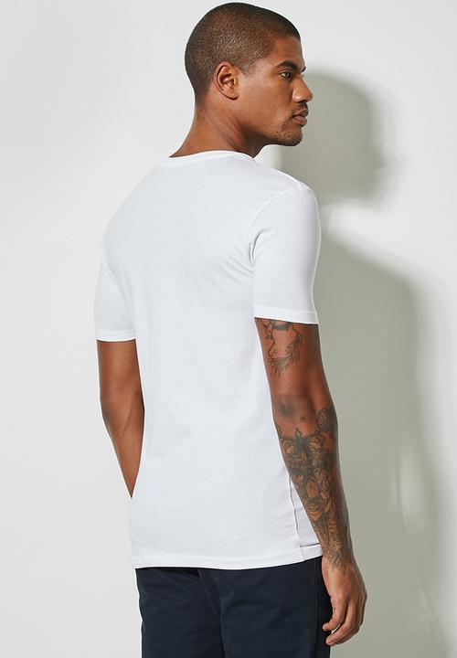 Superbalist - James muscle fit v-neck - white