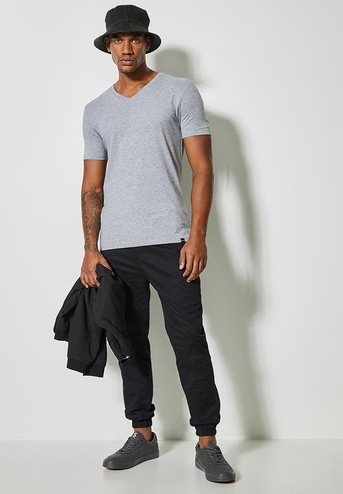 Superbalist - James muscle fit v-neck - grey 