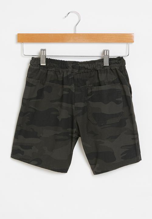 JEEP - Camo elasticated shorts - green