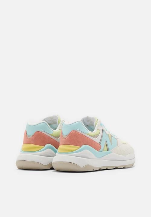 New Balance  - New Balance - 5740 - white/multi