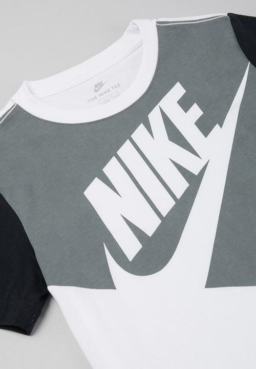 Nike - Nike boys amplify tee - white & grey 