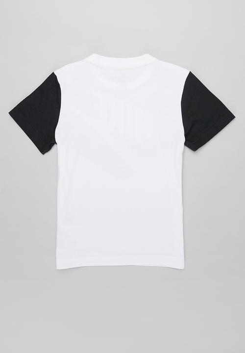 Nike - Nike boys amplify tee - white & grey 