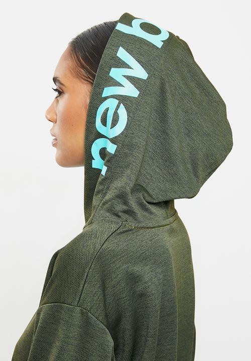 New Balance  - Relentless hoodie - olive