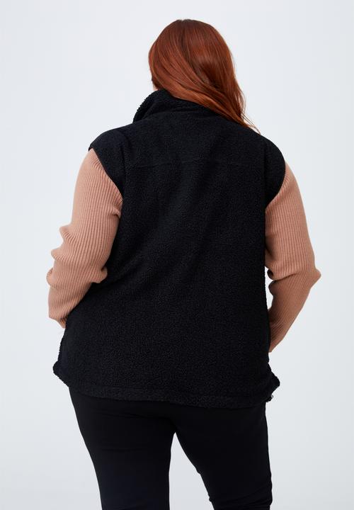 Cotton On - Curve recycled cabin fleece vest - black