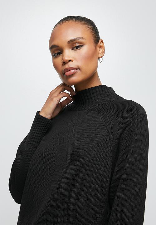edit - Cropped slit boxy jumper - black