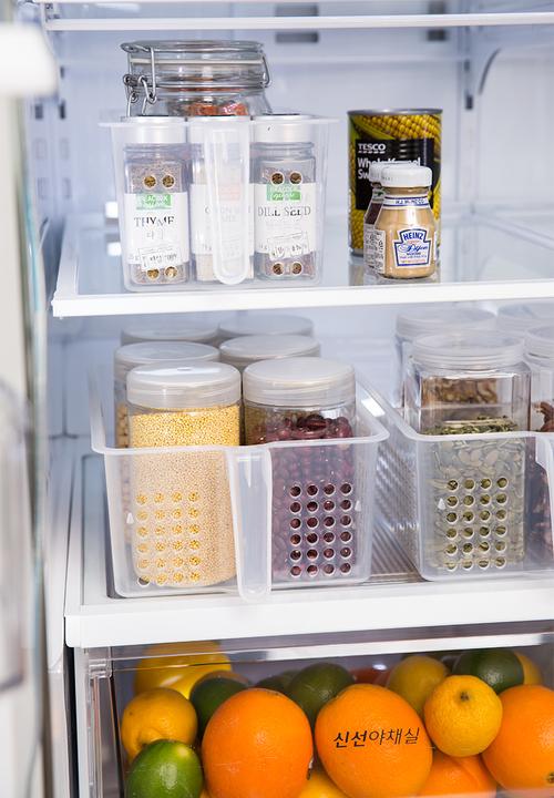 Litem - Fridge handle tray storage - medium