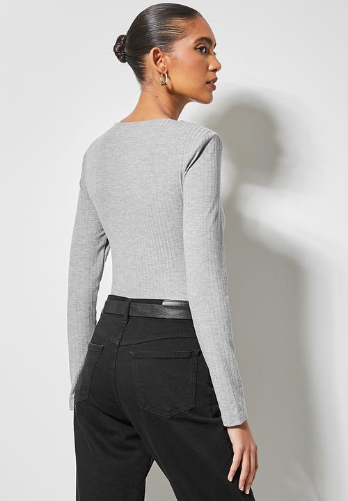Superbalist - V-neck rib shoulder pad bodysuit - grey 