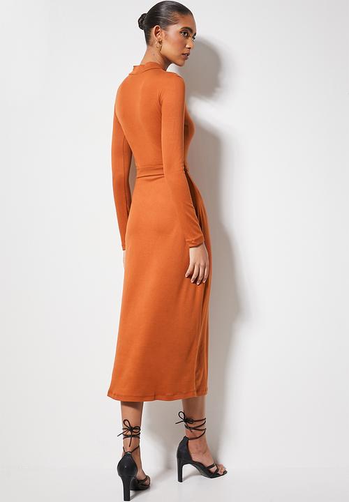 VELVET - Cut out turtle neck midi column dress - rust 