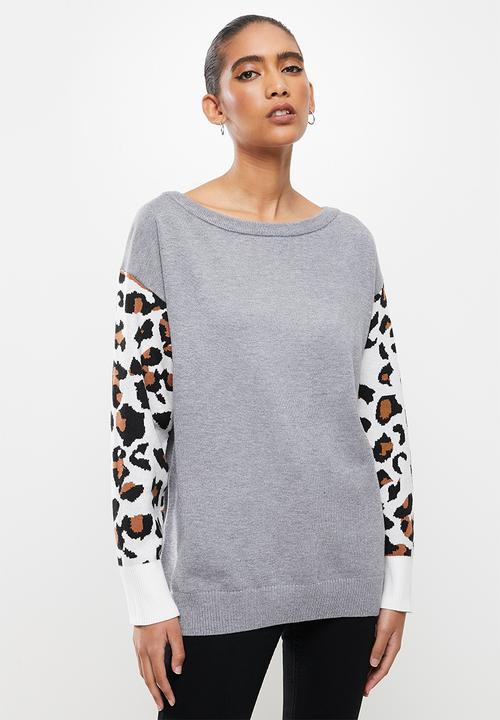 Stella Morgan - Animal print sleeve slouchy jumper - black