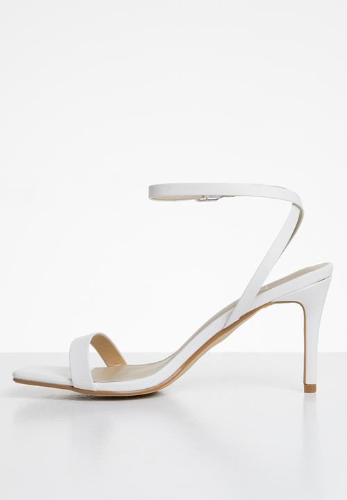 Missguided - Barely there low heel - white