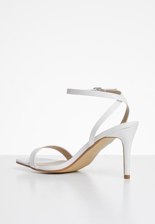 Missguided - Barely there low heel - white