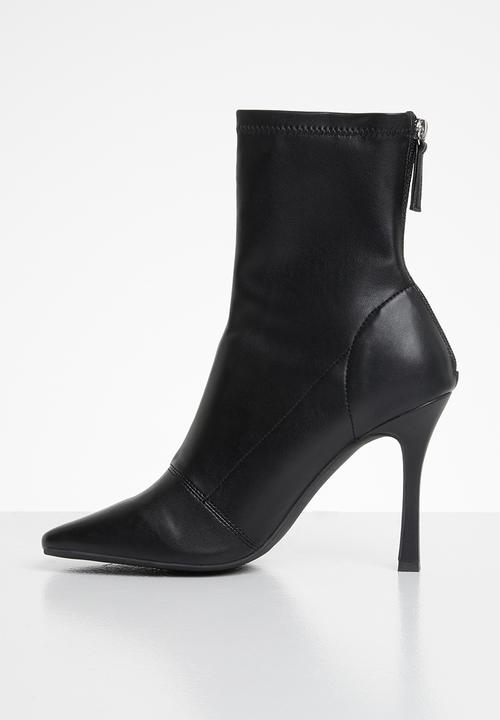 Missguided - Square mid stiletto heel ankle boots - black