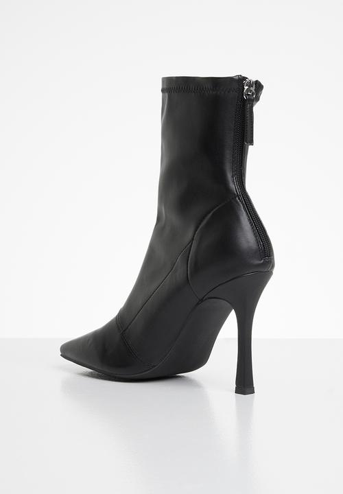 Missguided - Square mid stiletto heel ankle boots - black