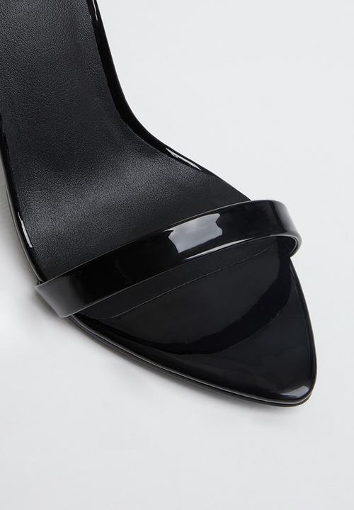 Missguided - Pointed toe barely there patent - black