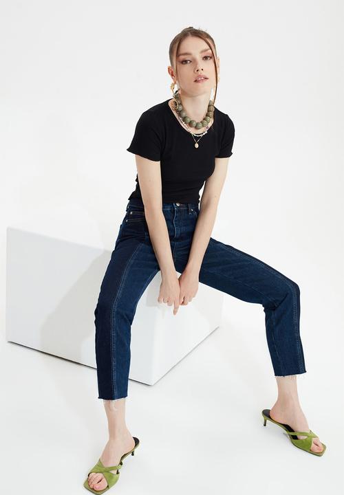 Trendyol - Block wash detailed high waist mom jeans - dark blue