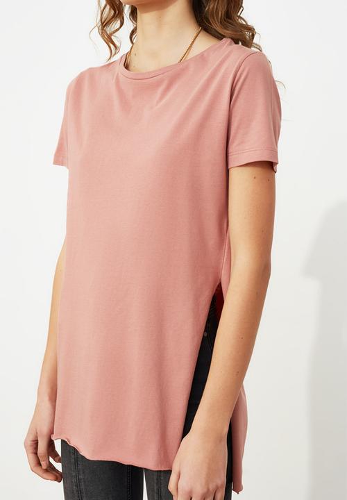 Trendyol - Asymmetric boyfriend knitted T-shirt - pink