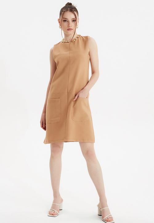 Trendyol - Basic dress - camel