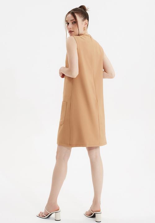 Trendyol - Basic dress - camel