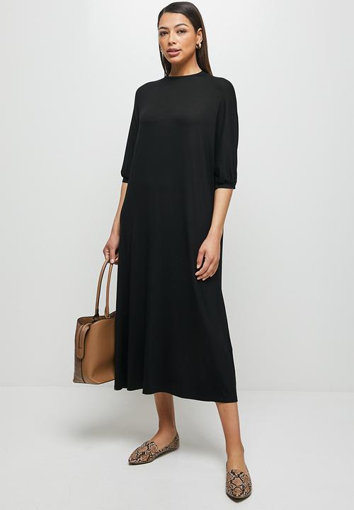 edit - Conscious elbow sleeve swing midi - black