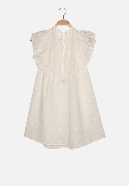 Trendyol - Ruffle detail scalloped embroidered beach dress - white