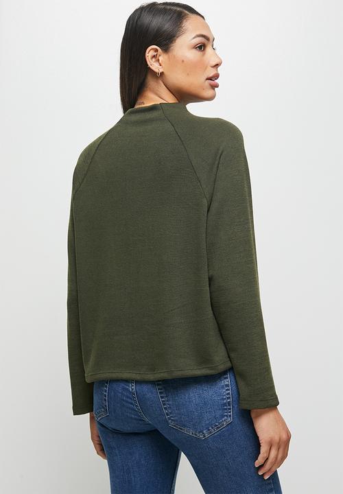 edit - Soft texture raglan top - khaki