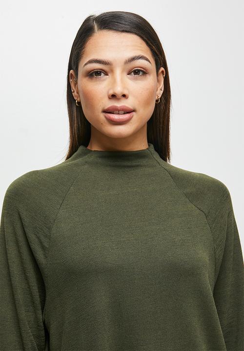 edit - Soft texture raglan top - khaki