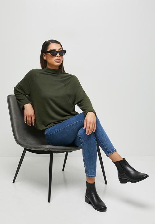 edit - Soft texture raglan top - khaki