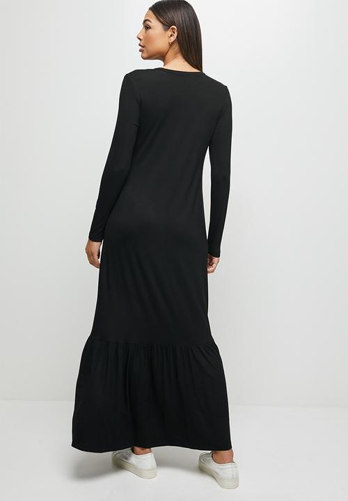edit - Conscious ballet sleeve scoop neck slit midi - black