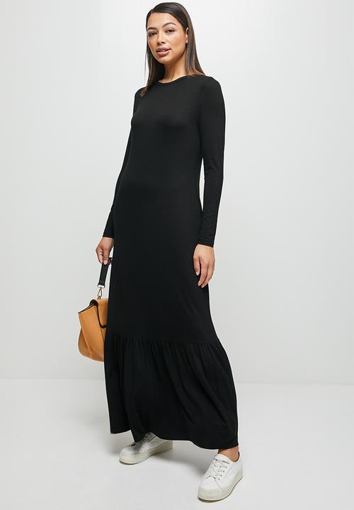 edit - Conscious ballet sleeve scoop neck slit midi - black