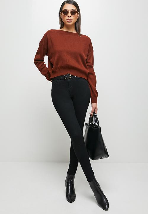 edit - Slash neck jumper - tobacco