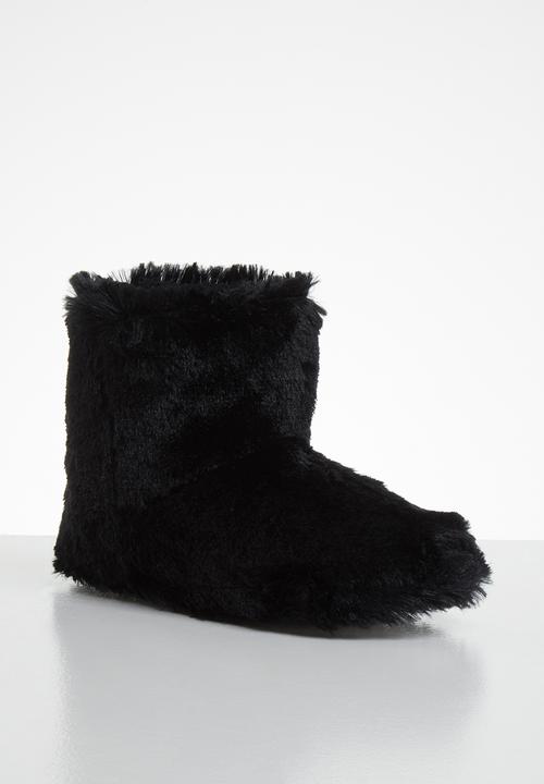 Jada - Fluffy slipper boot - black