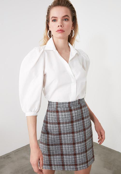 Trendyol - Shoulder gathered shirt - white
