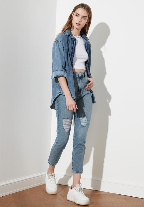 Trendyol - Ripped detailed high waist mom jeans - blue