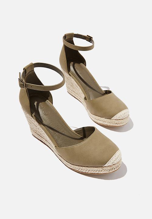Cotton On - Florence closed toe wedge - soft moss nubuck