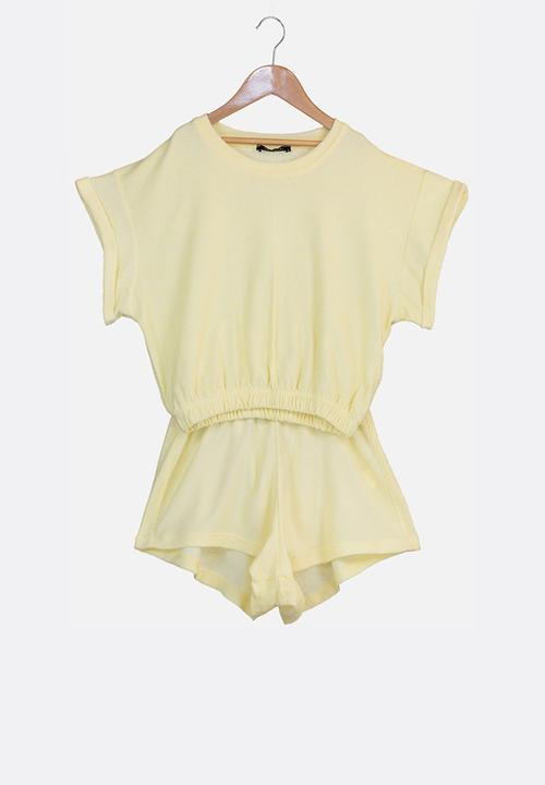 Trendyol - Sari sleepwear set - yellow
