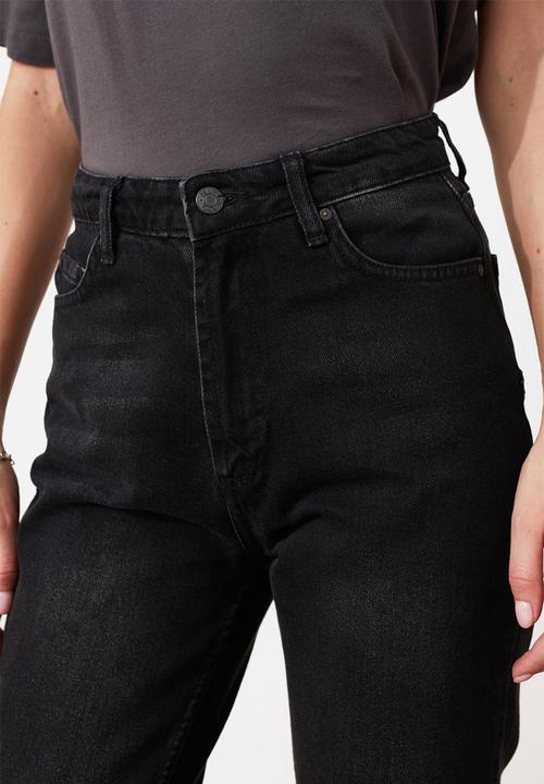 Trendyol - High waist mom jeans - black