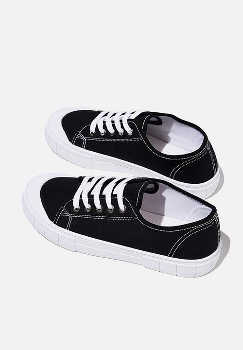 Cotton On - Peggy lace up plimsoll - black