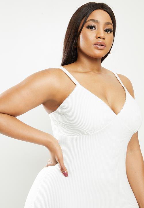 Glamorous - Plus v-neck dress - white