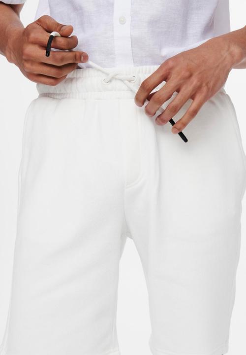 Only & Sons - Onsceres life sweat shorts - white