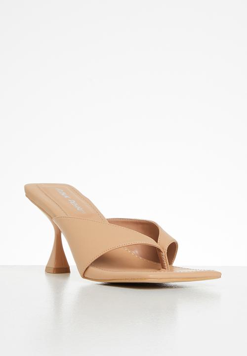 Public Desire - Harlie toe thong mule heel - beige