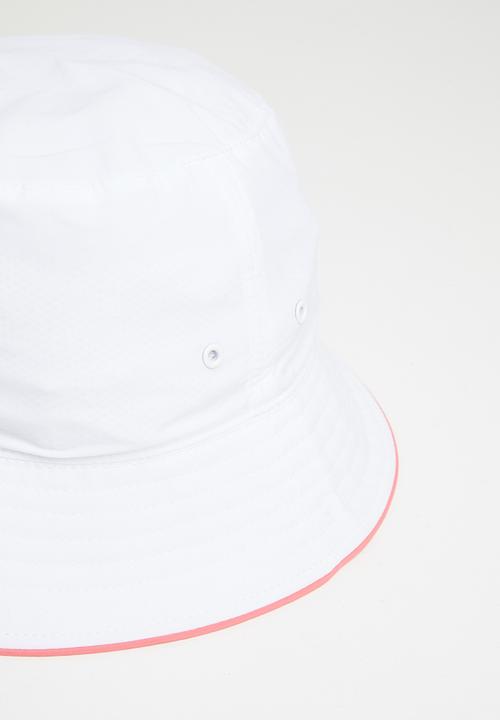 PUMA - Archive bucket hat - white