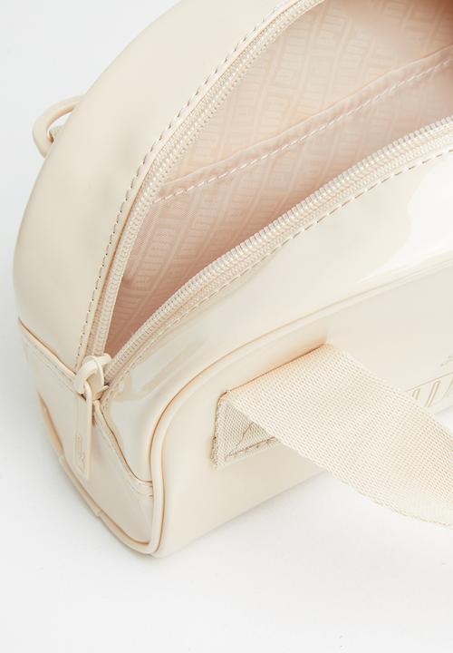 PUMA - Core up mini grip bag shifting - neutral