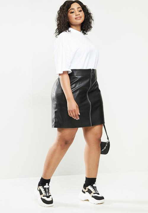 Blake - Front zip through mini skirt - black