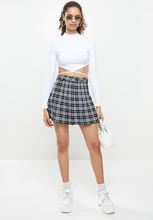 Blake - Hem tie detail crew neck crop top - white