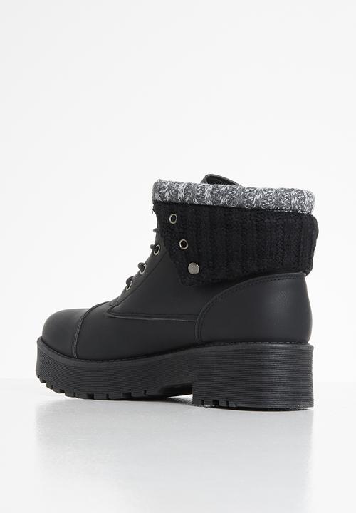 Seduction - Knit panel hiking boot - black